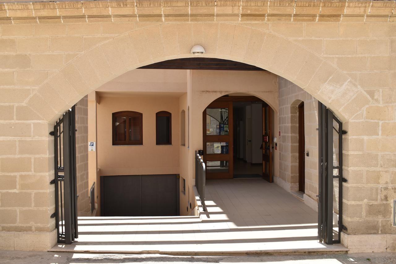 Hotel Il Portico Favignana Exterior photo