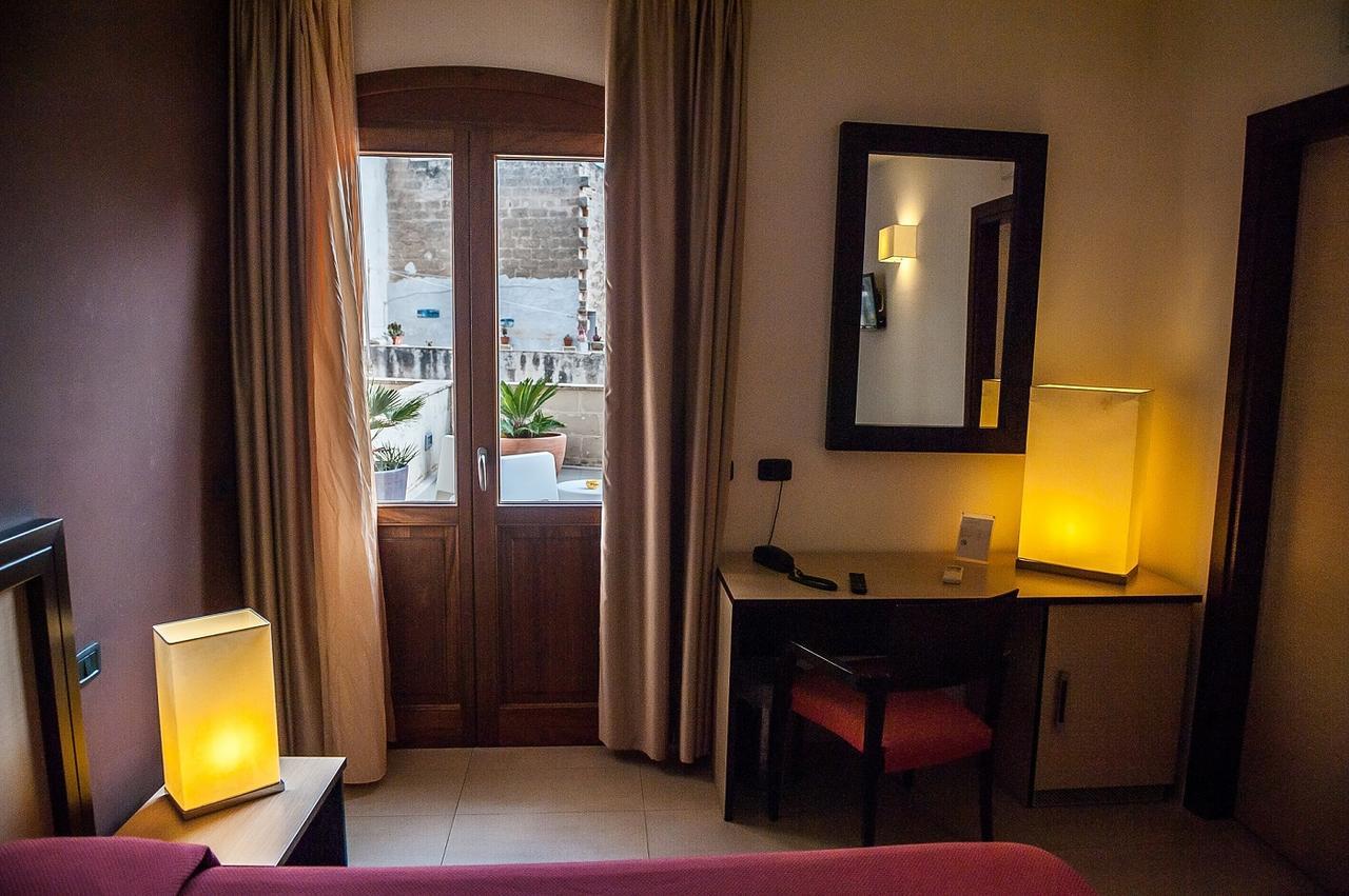 Hotel Il Portico Favignana Exterior photo